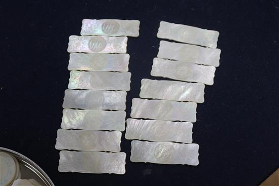 A quantity of mother of pearl counters